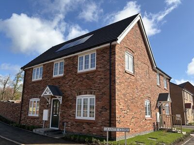 3 bedroom Property for sale