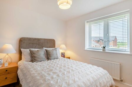 off London Road, 2 bedroom Property for sale, &pound;110,250