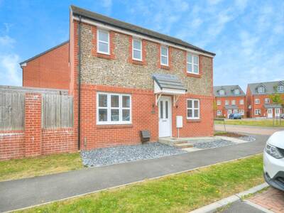 3 bedroom  Property for sale