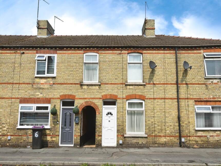 Main image of 3 bedroom  Property for sale, Sleaford, NG34