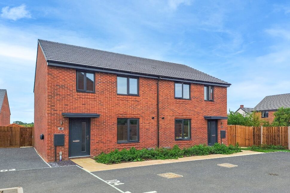 Main image of 2 bedroom Property for sale, Leighton Buzzard, Bedfordshire, LU7