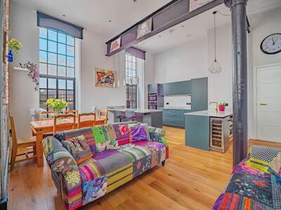 Dorchester, 2 bedroom  Property for sale, £375,000