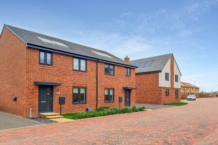 3 bedroom  Property for sale