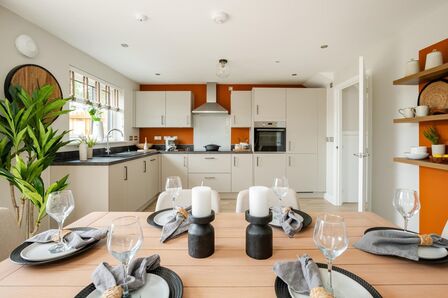 Hassocks, 4 bedroom Property for sale, &pound;214,000