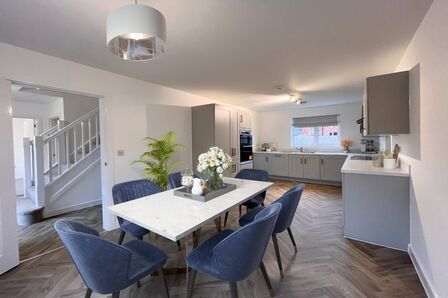 Market Drayton, 4 bedroom  Property for sale, &pound;172,500