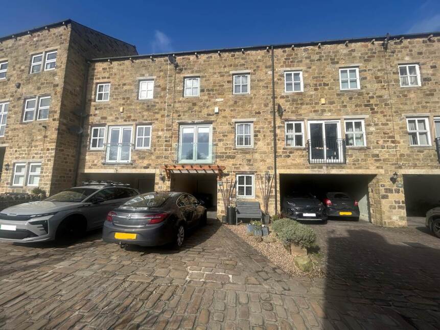 Main image of 5 bedroom Property for sale, Oakworth, Keighley, BD22