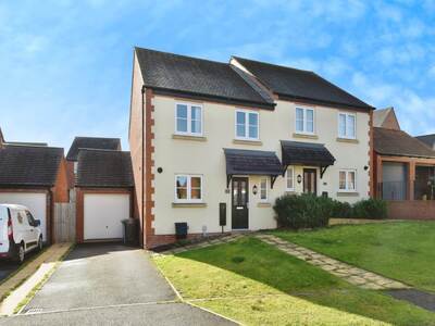 4 bedroom  Property for sale