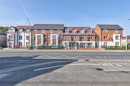 Ock Street, 2 bedroom  Flat for sale, £437,950