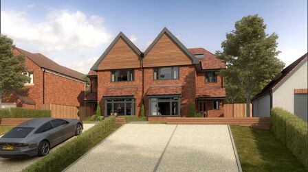 5 bedroom Semi Detached House for sale