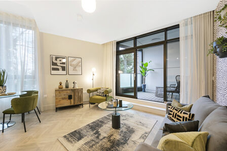 3 bedroom  Flat for sale