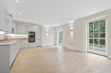 2 bedroom  Flat for sale
