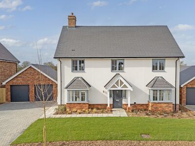 Foxglove Place, 4 bedroom Detached House for sale, £985,000