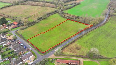 Mole Hill Green,  Land/Plot for sale, £150,000