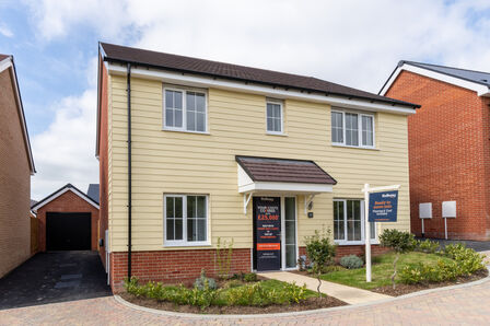 Poppy View, 4 bedroom Detached House for sale, £599,995