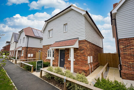 Brimstone Place, 3 bedroom Detached House for sale, &pound;475,000