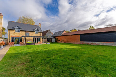 Downhall Road, 3 bedroom Detached House for sale, £725,000