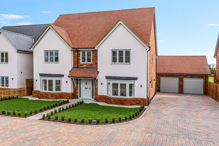 Wicken Road, 6 bedroom Detached House for sale, £1,350,000
