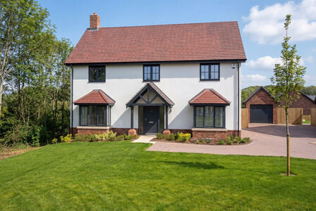 The Oaks, 4 bedroom Detached House for sale, &pound;995,000