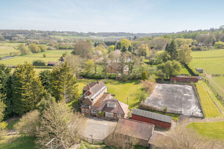 Rignall Road, 5 bedroom Detached House for sale, £1,500,000