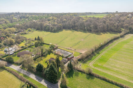 Rignall Road, 5 bedroom Detached House for sale, £1,470,000