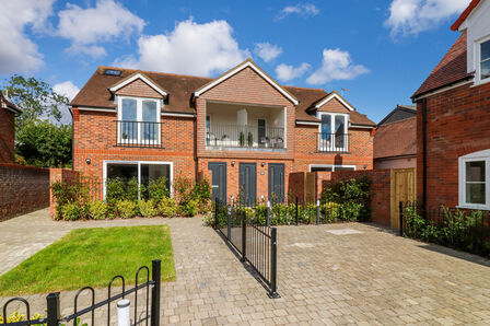 2 bedroom  Flat for sale