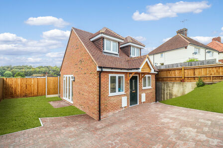 1 bedroom Detached House for sale