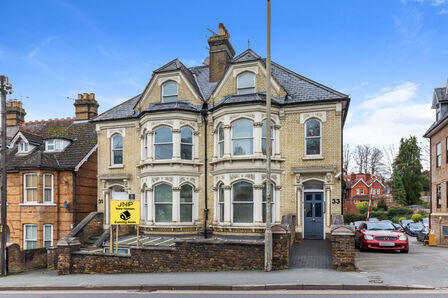 Amersham Hill, 2 bedroom  Flat for sale, £285,000