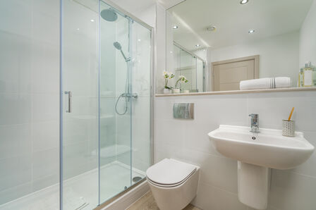 Harlow House, 1 bedroom  Flat for sale, £225,000