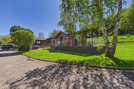 Hunters Pointe, 2 bedroom Detached Bungalow for sale, &pound;289,950