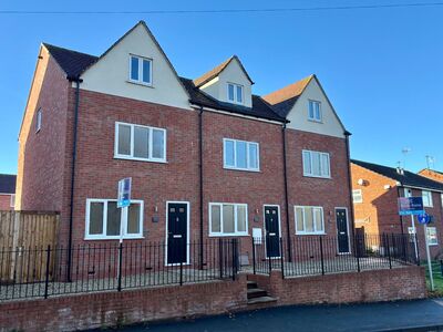 Pershore Road, 3 bedroom End Terrace House for sale, &pound;270,000