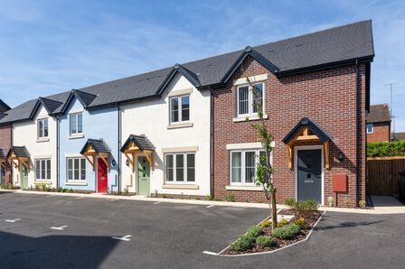 Evesham, 2 bedroom Mid Terrace Property for sale, &pound;382,950