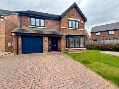 Collier Gardens, 4 bedroom Detached House for sale, &pound;420,000