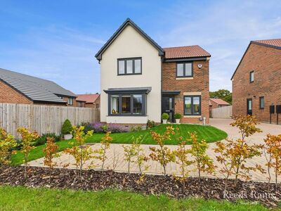 Foxglove Close, 4 bedroom Detached House for sale, £335,000