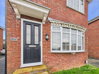 Shelton Avenue, 3 bedroom Detached House for sale, &pound;240,000