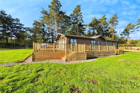 York Road, 2 bedroom Detached Property for sale, £239,995