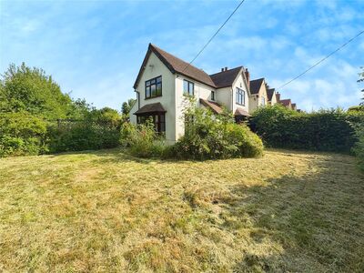 Coventry Road, 3 bedroom Detached House for sale, £500,000