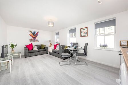 Flat 9, Gundulph Road, 1 bedroom  Flat for sale, £205,000