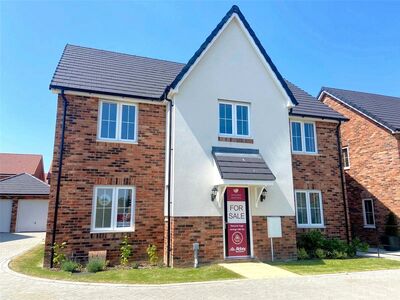 Cross Road, 4 bedroom Detached House for sale, £550,000