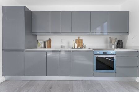 2 bedroom  Flat for sale