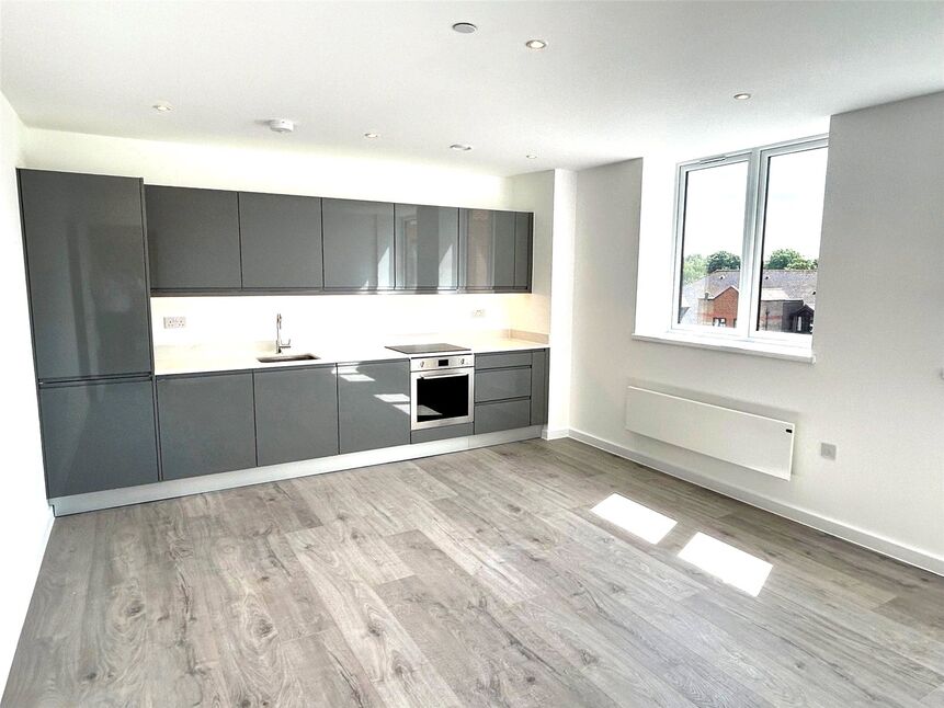 2 bedroom Flat for sale