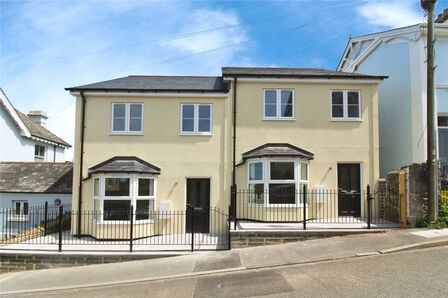 Gloucester Road, 3 bedroom Semi Detached House for sale, £275,000
