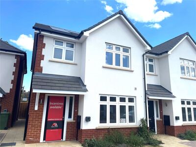 Vincam Close, 3 bedroom Semi Detached House for sale, £775,000