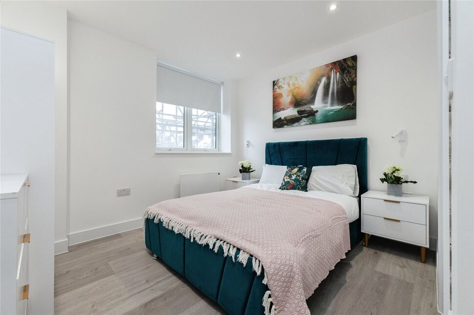 Main image of 2 bedroom  Flat for sale, Stafford Road, Wallington, SM6