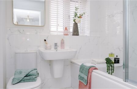 Via Lambert Meadow, Mid Terrace House for sale, £269,995