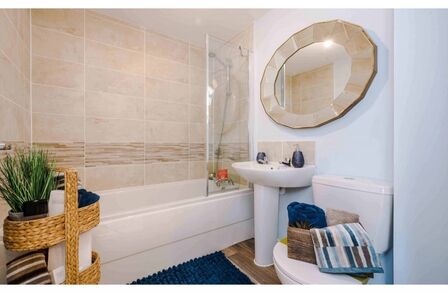 Via Lambert Meadow, 4 bedroom Detached House for sale, £599,995