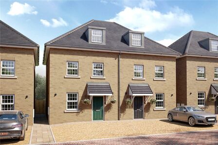 3 bedroom Mid Terrace House for sale