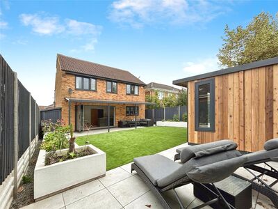 Hexter Close, 4 bedroom Detached House for sale, £475,000