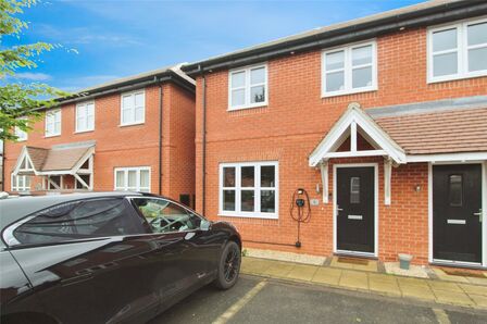 De Herle Lane, 3 bedroom Semi Detached House for sale, £235,000