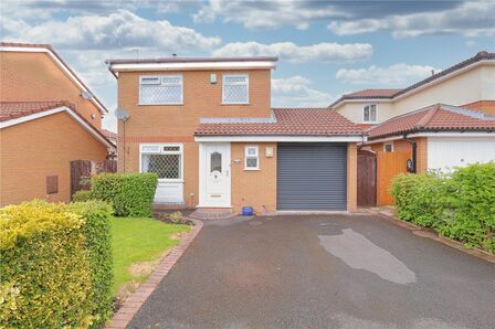 Richmond Close, 3 bedroom Detached House for sale, &pound;340,000