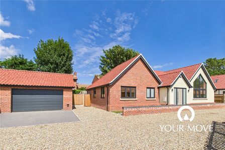 Yarmouth Road, 4 bedroom Detached Bungalow for sale, £595,000